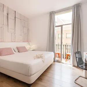 ** Gasthuis Chic & Basic Tallers Spanje